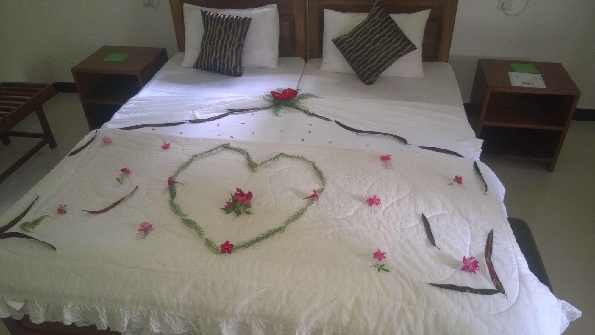 Sigiri Holiday Inn Inamaluwa Екстер'єр фото